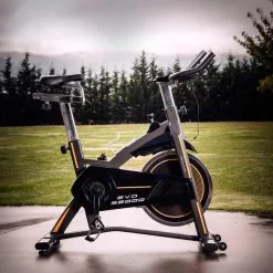 Tecnovita Bicicleta Indoor EVO YS2000H + Soporte Tablet / Smartphone -Musculación bicicleta indoor evo ys2000h soporte tablet smartphone 2